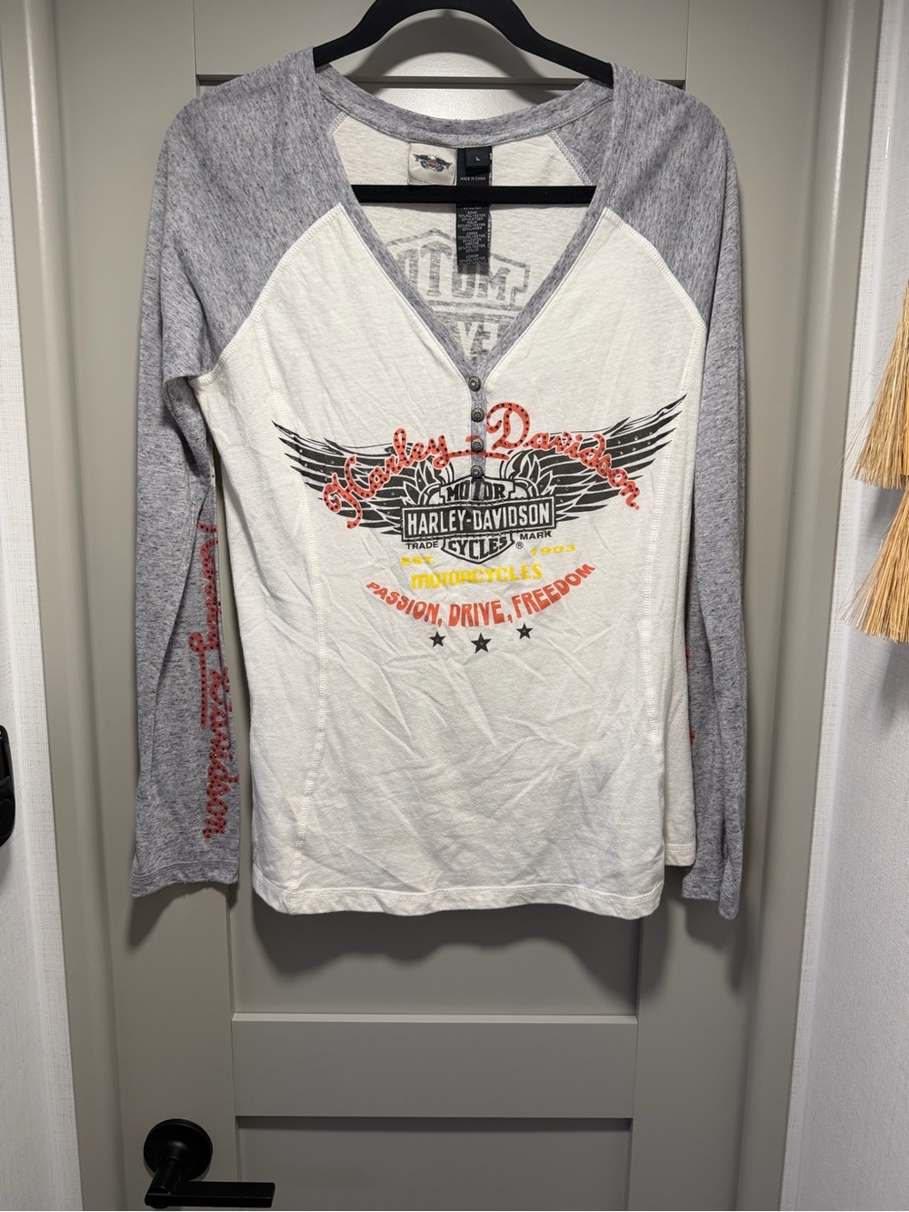 Harley-Davidson White & Gray Graphic Henley with Orange Accents